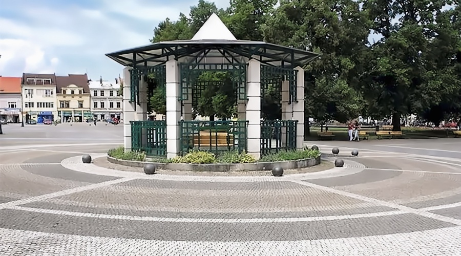 COMCON CUBE - Chodníková mozaika